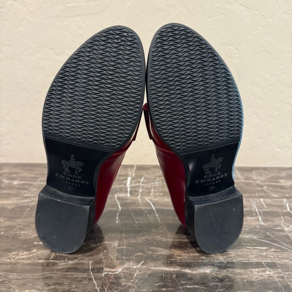 Embassy London Red Leather Flats - Picture 12 of 14